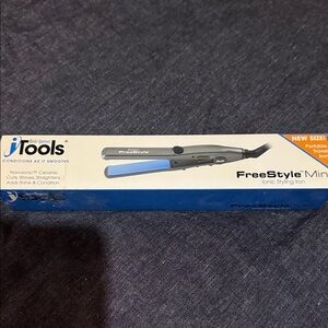 FreeStyle Mini Ionic Styling Iron - Blue NWT